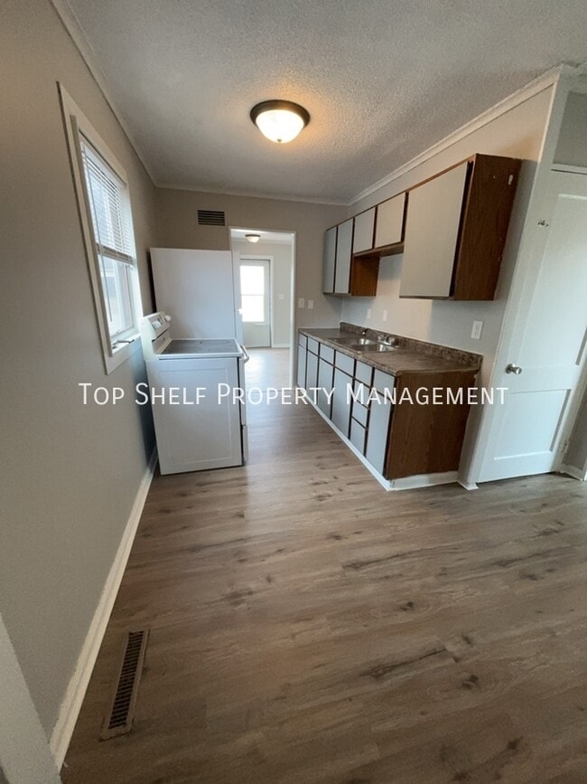 Foto del edificio - 6104 Clark St