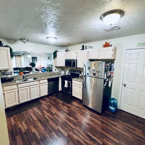 Foto del edificio - 5444 Rivertown Cir SW