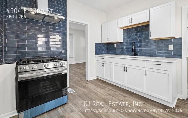 Foto del edificio - 4904 E 23rd St