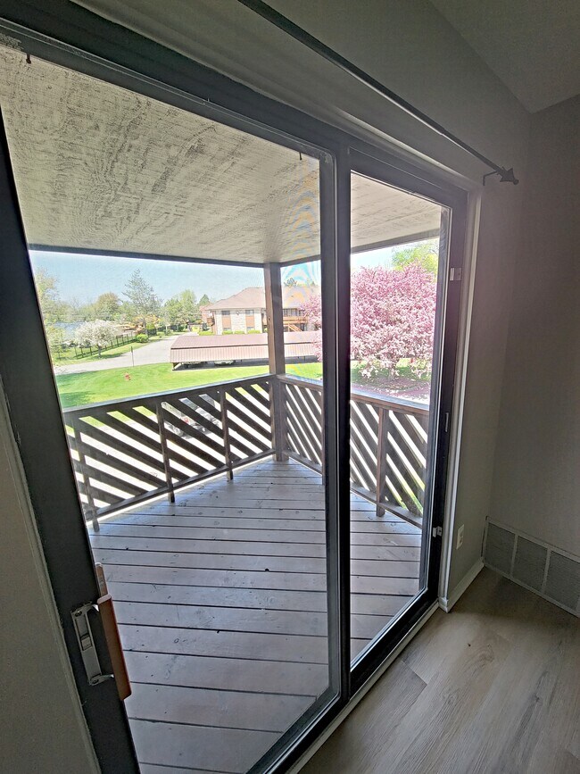 Building Photo - 16544 Clarkson Dr