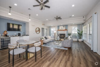 Interior Photo - Claremore Creek