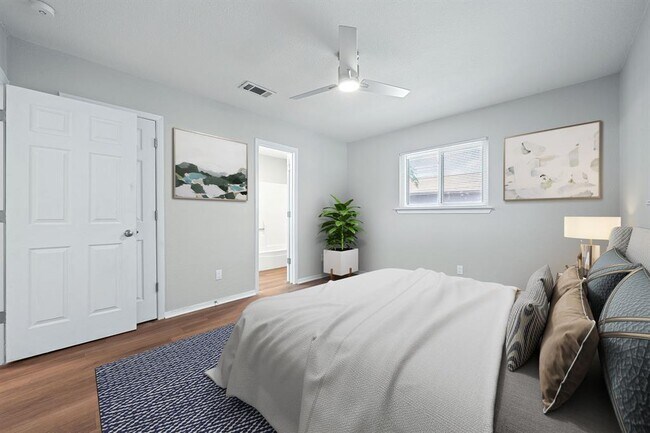 Foto del edificio - 1810 Mearns Meadow Blvd