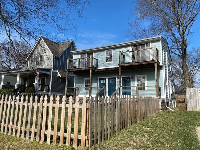 Building Photo - Cozy Studio in the Heart of East Nashville!