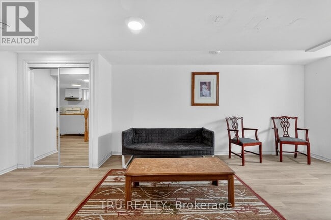 Photo du bâtiment - 1263 Maitland Ave