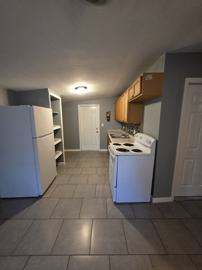 Foto del edificio - 1328 37th St NW