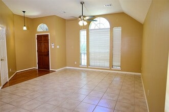 Building Photo - 4530 Topaz Trail Dr