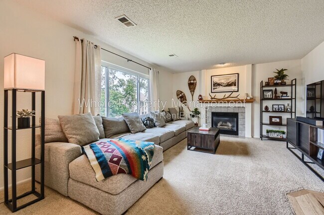 Foto del edificio - 9948 Deer Creek Ln