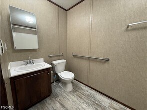 Building Photo - 12120 Cactus Dr