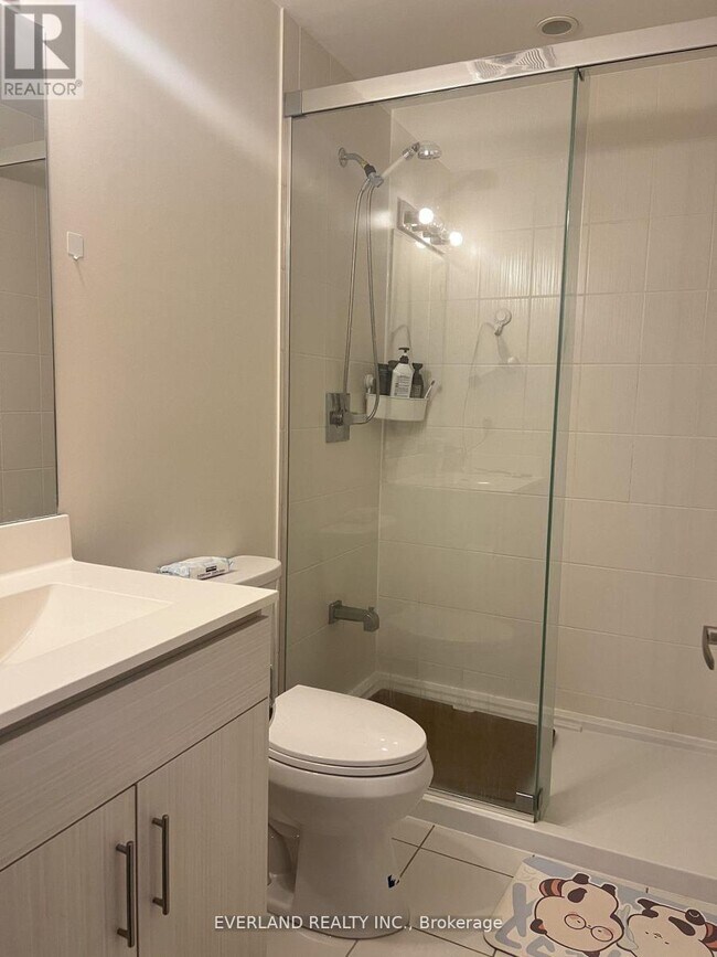 Building Photo - 68 Canterbury Pl