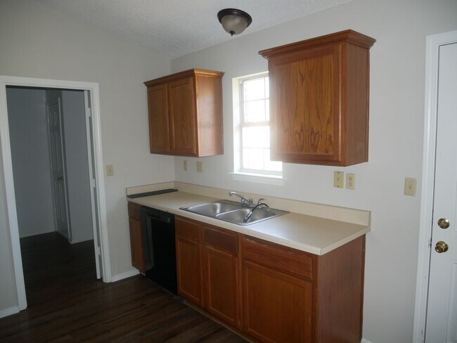 Building Photo - 2570 Bryce Cove