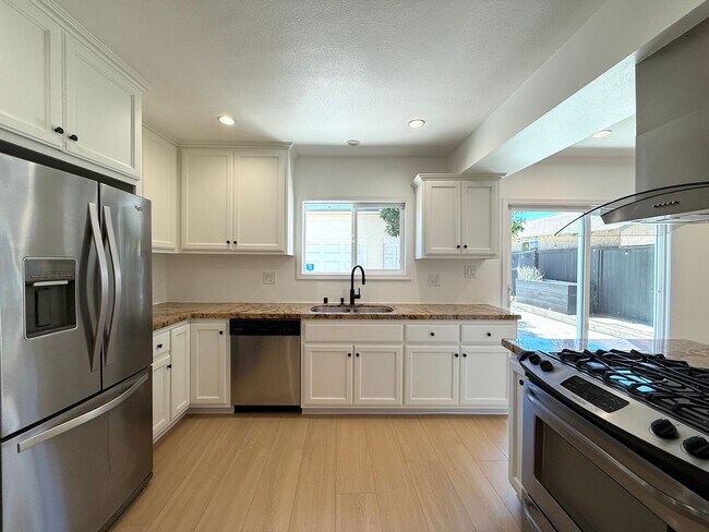 Foto del edificio - 2630 S Longwood Ave