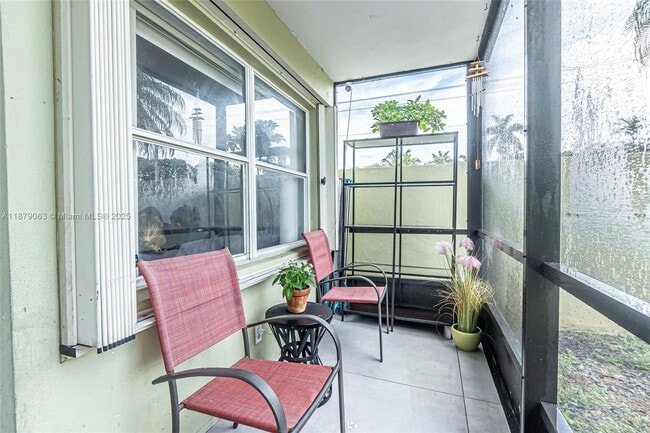 Foto del edificio - 1425 Arthur St