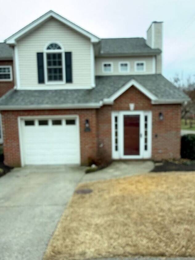 Maintenance Free Living 3 Bed/2.5 Bath - Maintenance Free Living 3 Bed/2.5 Bath