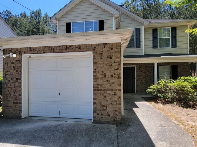 Building Photo - 7127 Lamar Ct