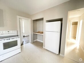 Building Photo - 311-311 Duke St W