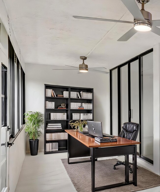 Building Photo - 6420 Boca Del Mar Dr