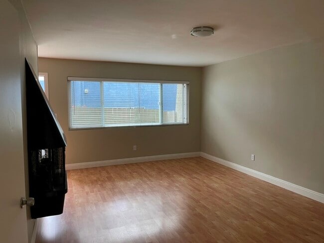 Building Photo - 1711 Huntington Ln