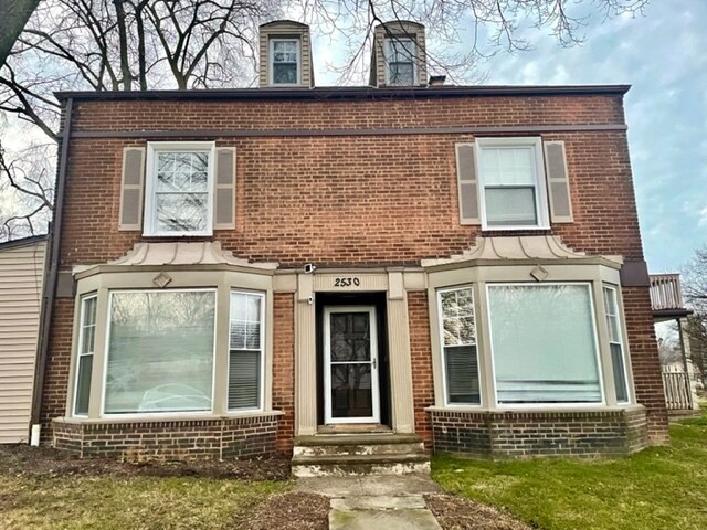Foto del edificio - 2530 Channing Rd