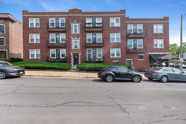 Building Photo - 6340 Northwood Ave