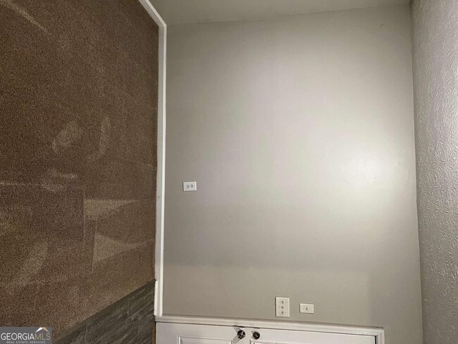 Foto del edificio - 5895 Jonesboro Rd