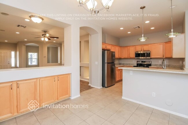 Foto del edificio - 3677 E Remington Dr