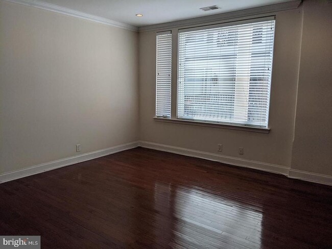 Foto del edificio - 627 N 18th St