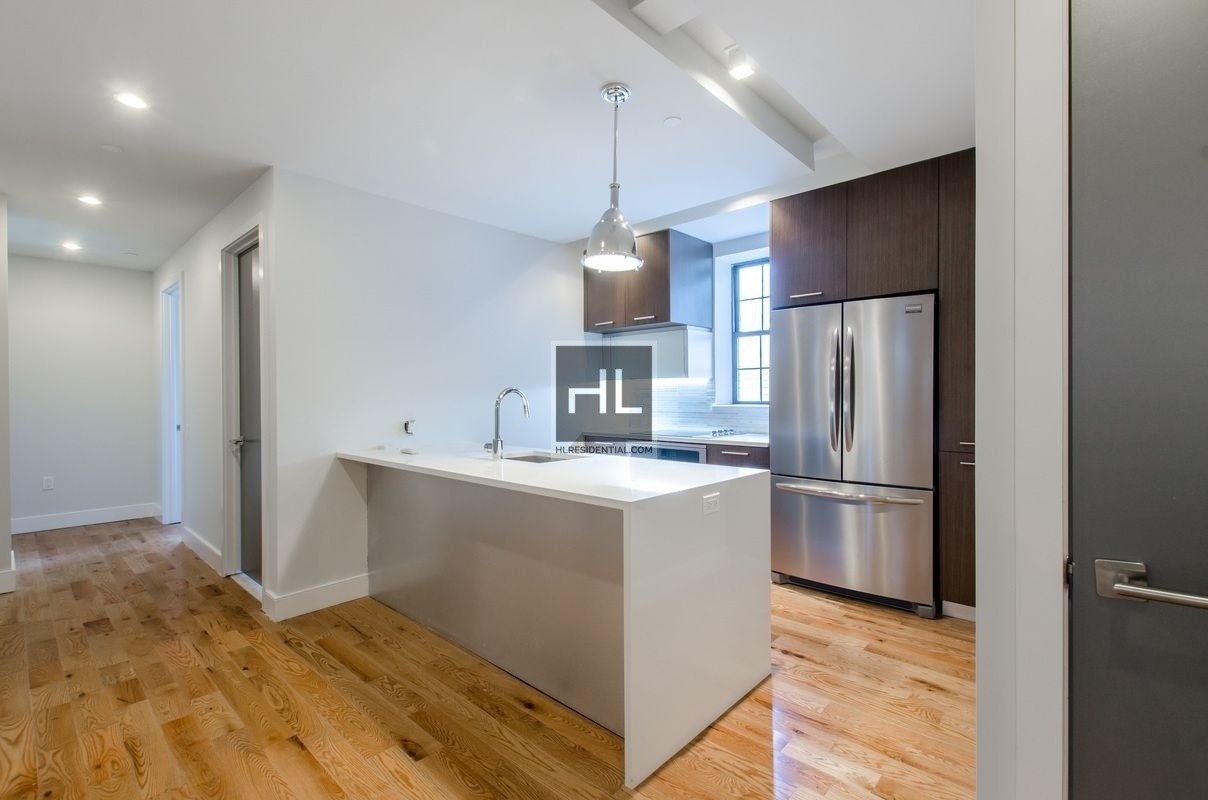 Foto principal - 72 Willoughby St