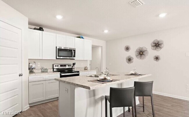 Foto del edificio - 4 br, 2 bath House - 3996 Millicent Ln