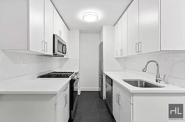 Foto del edificio - East 89th STREET