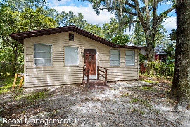 Building Photo - 4 br, 1 bath House - 8312 N Hillsborough Ln