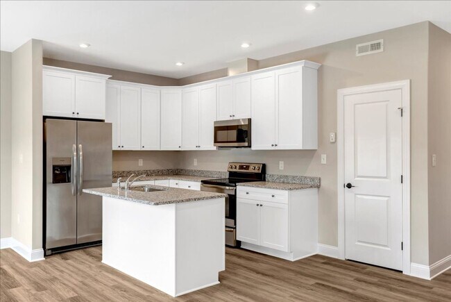 Foto del edificio - Cherfran Townhomes: Luxury Living in the Heart of South Hill