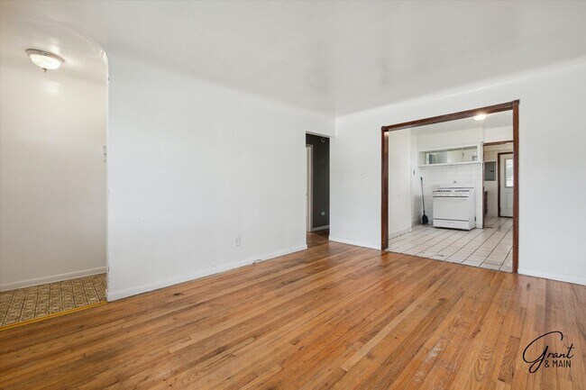 Foto del edificio - 3 Bedroom Ranch - $1,350