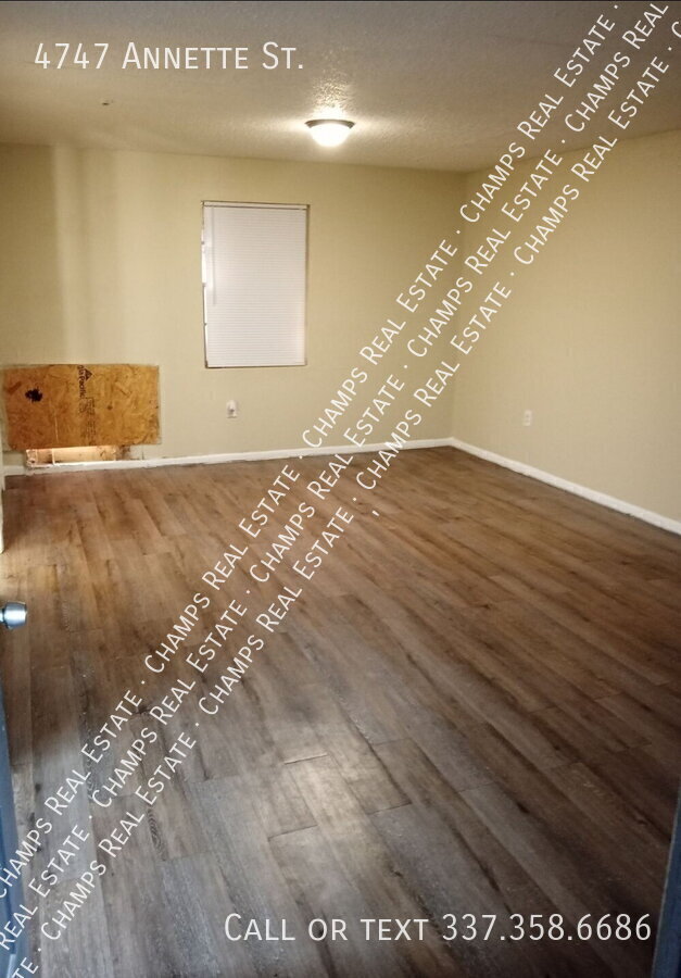 Building Photo - 4747 Annette St