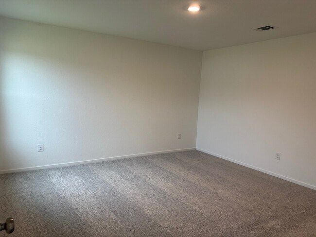 Foto del edificio - 2506 Ruffed Grouse Ct