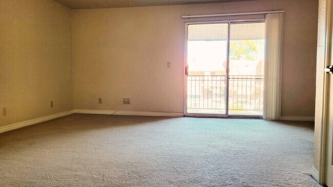 Foto del edificio - 5251 Indian River Dr