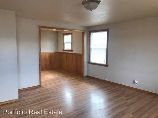 Building Photo - 343 N Mattson Dr