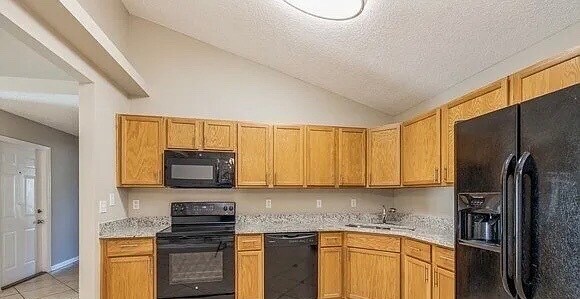 Foto del edificio - 2044 Hunters Trace Cir