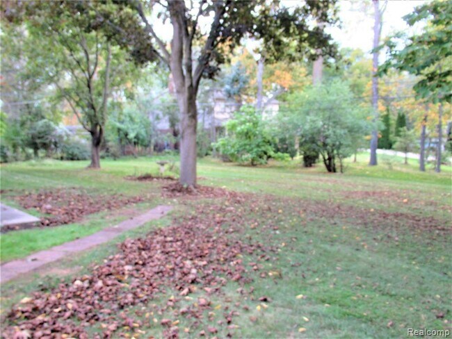 Foto del edificio - 4048 Newland Dr W