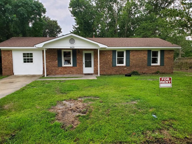 Building Photo - 4425 Elderwood Drive