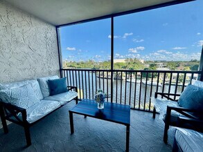 Building Photo - 13 Royal Palm Way