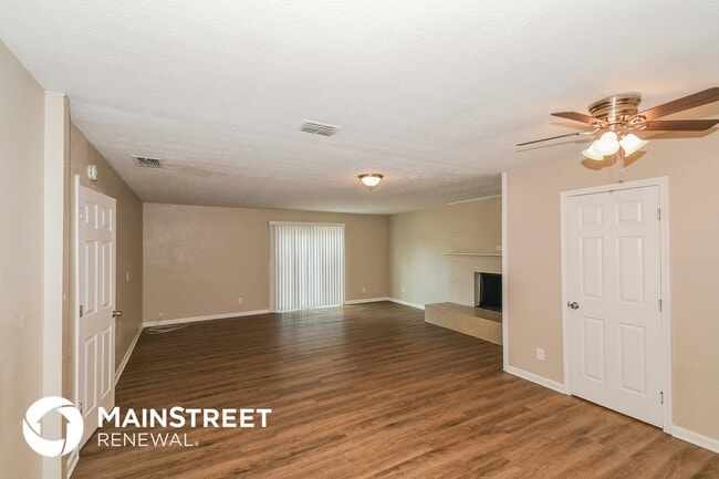 Building Photo - 7147 Eudine Dr N