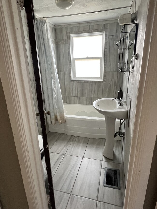 Photo - 347 Hill Ave House