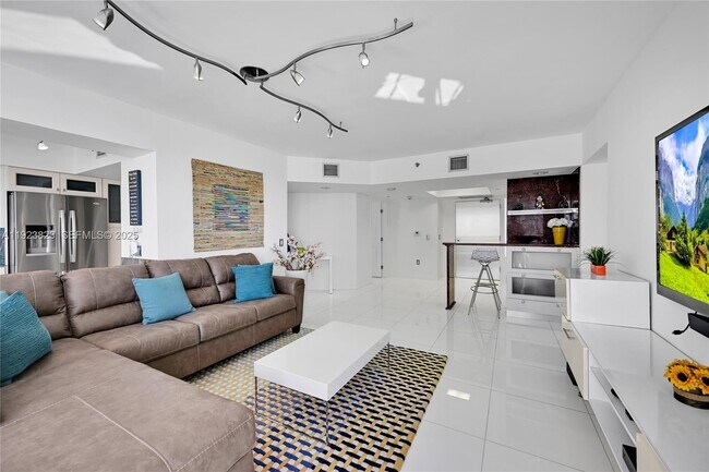 Foto del edificio - 16445 Collins Ave