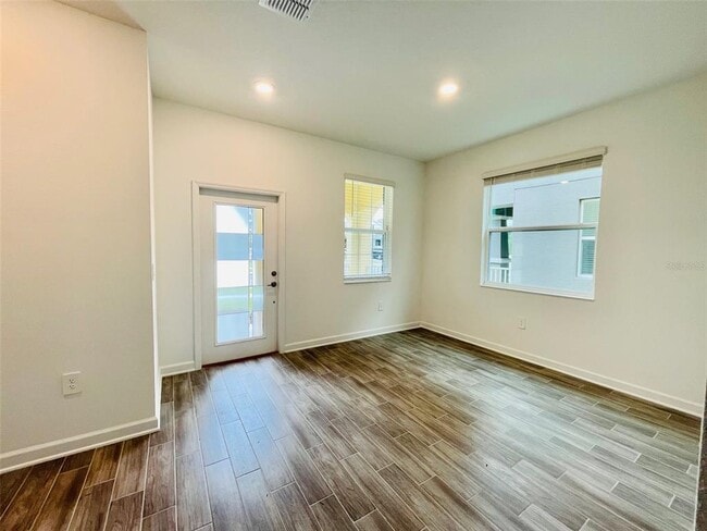 Building Photo - 11550 Rhyme Ave
