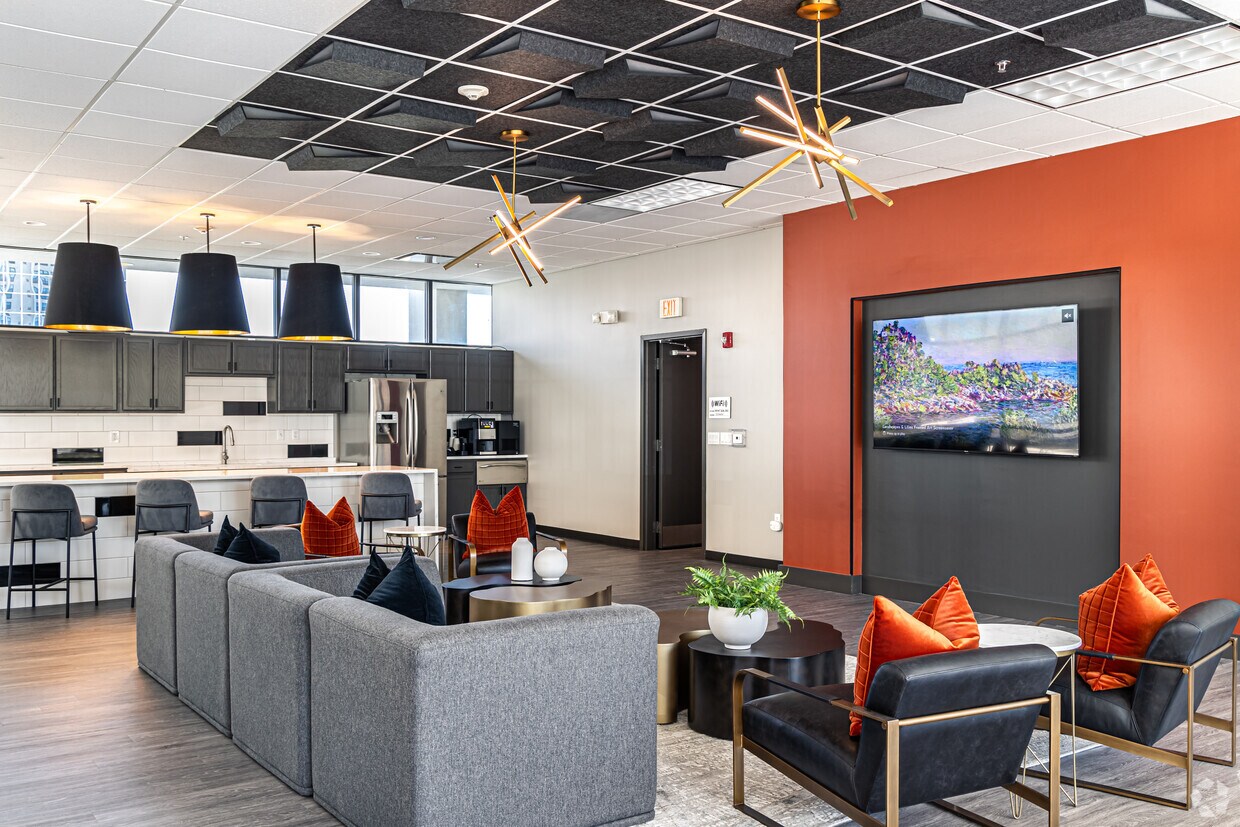 Foto principal - Walnut Tower Apartments