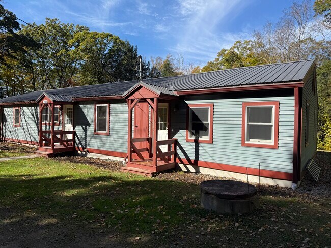 Building Photo - 146 Mormon Hollow Rd