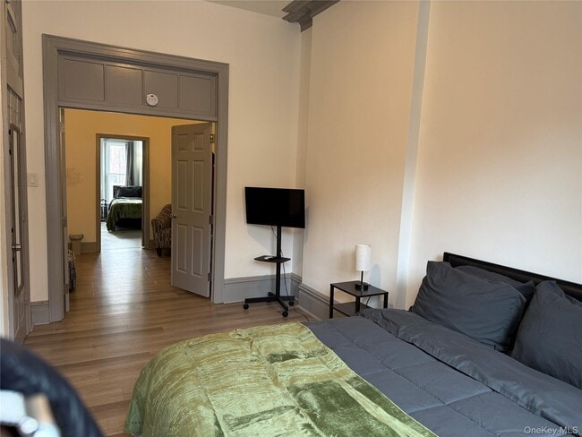 Building Photo - 768 Greene Ave