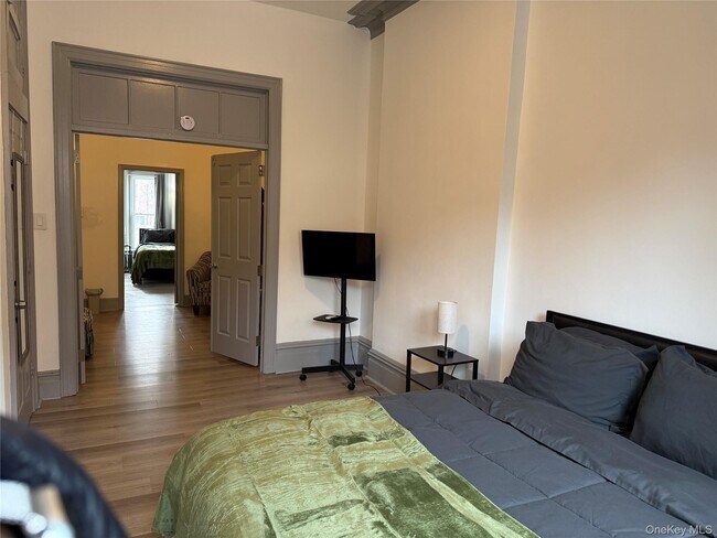 Foto del edificio - 768 Greene Ave