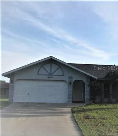 Port Charlotte, 
                        , –