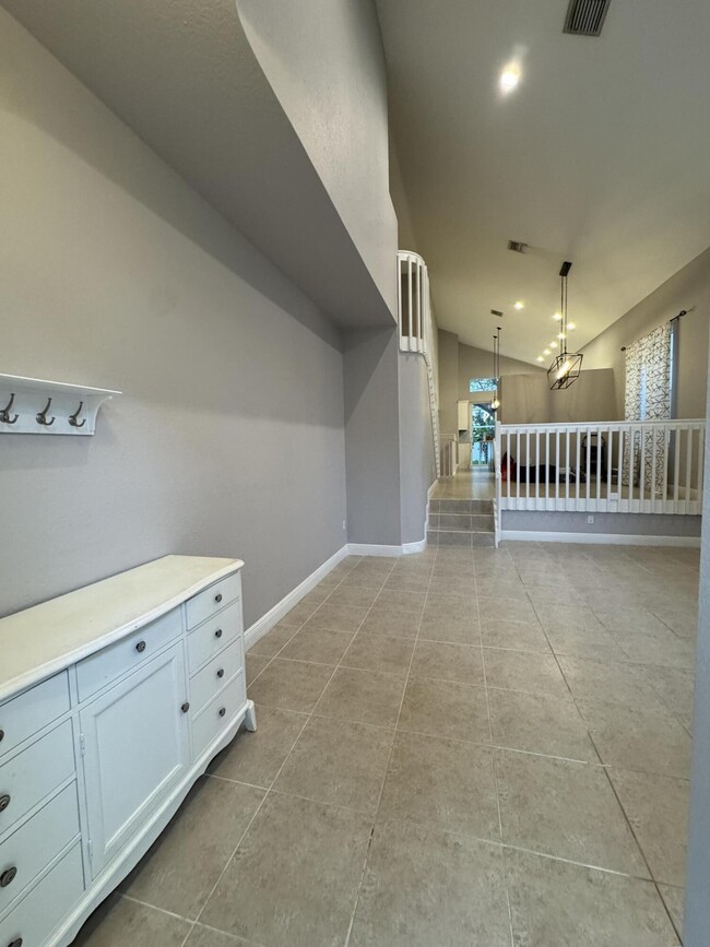 Building Photo - 1251 Oakwater Dr